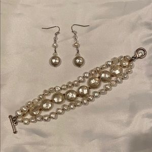 3 strand pearl effect toggle bracelet w earrings
